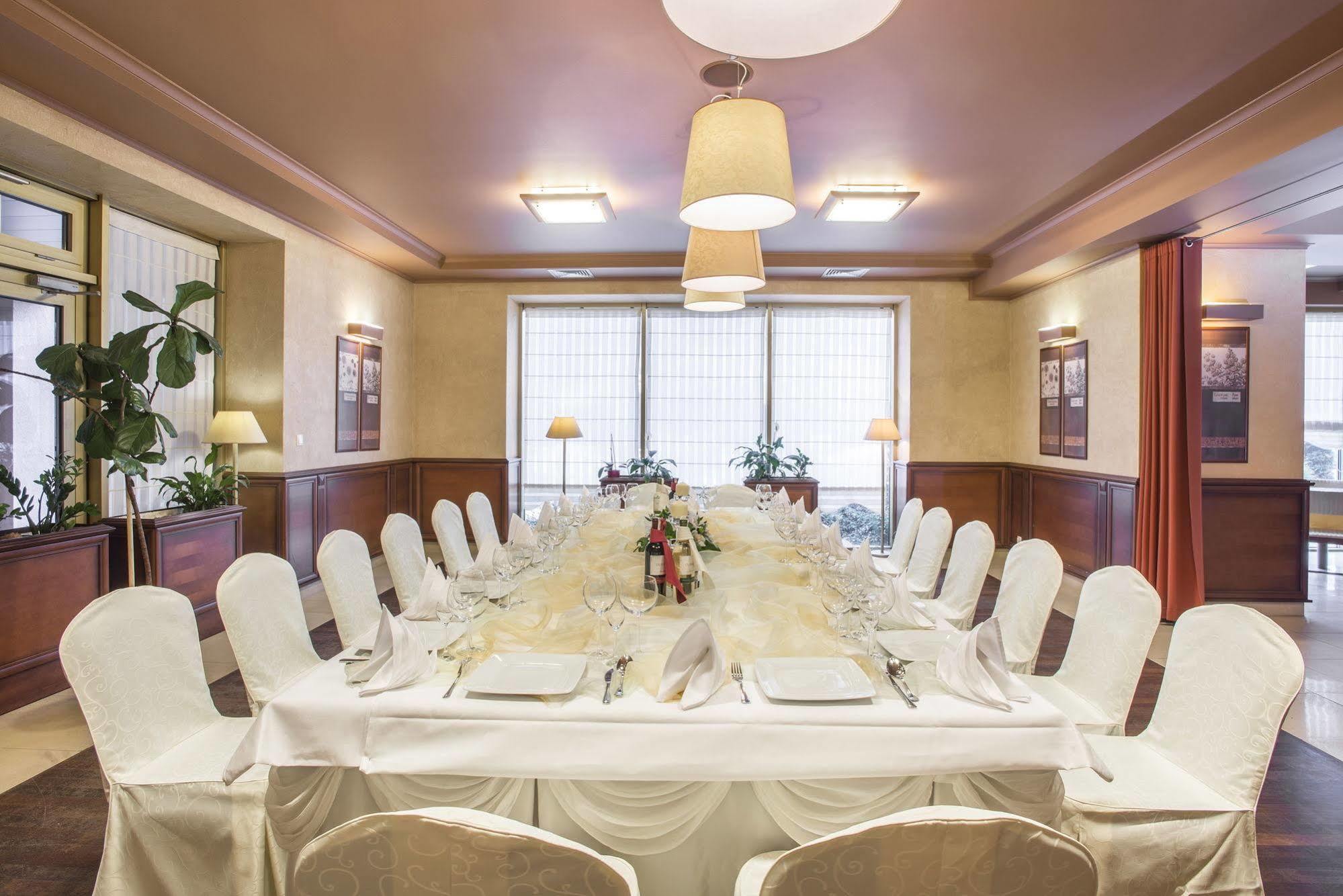 Hotel Business Vega Wroclaw